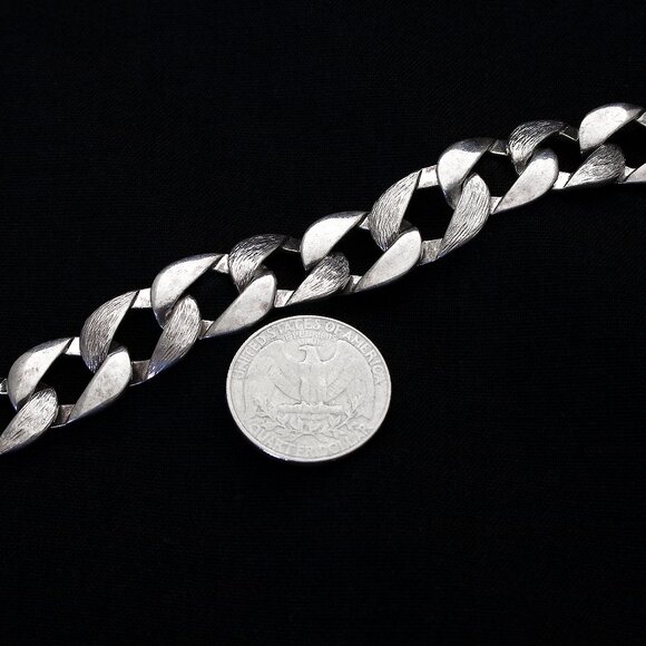 Vintage Bold Textured Link Bracelet by Napier, Wide Retro Statement Bracelet - Picture 7 of 11